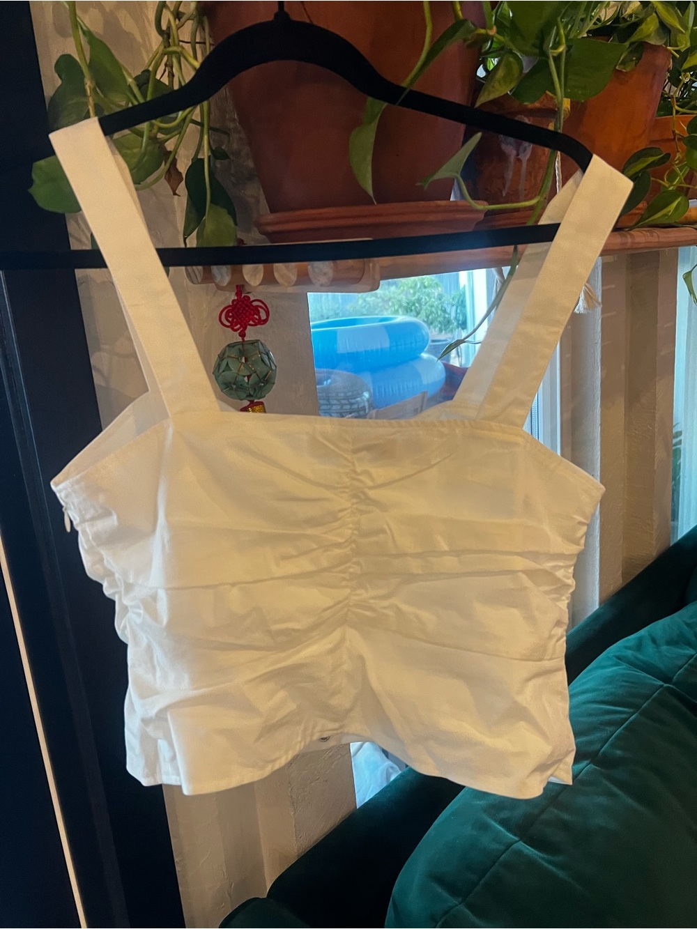 BCBGeneration White Button-Front Ruching Crop Top - Picture 4 of 5